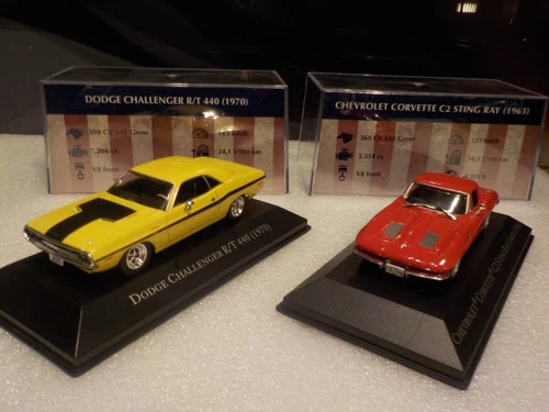 Dodge Challenger + Chevrolet Corvette Sting Ray - 1/43 Model Car