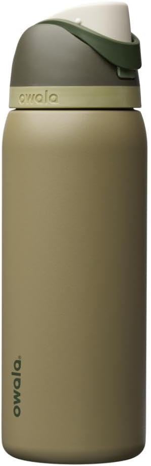 Owala FreeSip Insulated Stainless Steel Water Bottle with Straw, BPA-Free Sports Water Bottle, Great for Travel, 945ml, Off Road