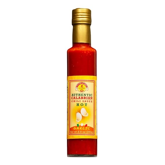 TUTTOCALABRIA Smooth Calabrian Hot Sauce, Heat Scale: Medium/Hot, 8.8 fl oz