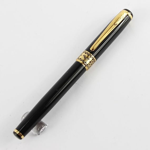 Gullor Advanced Fountain Pen 68 Black and Golden Clip