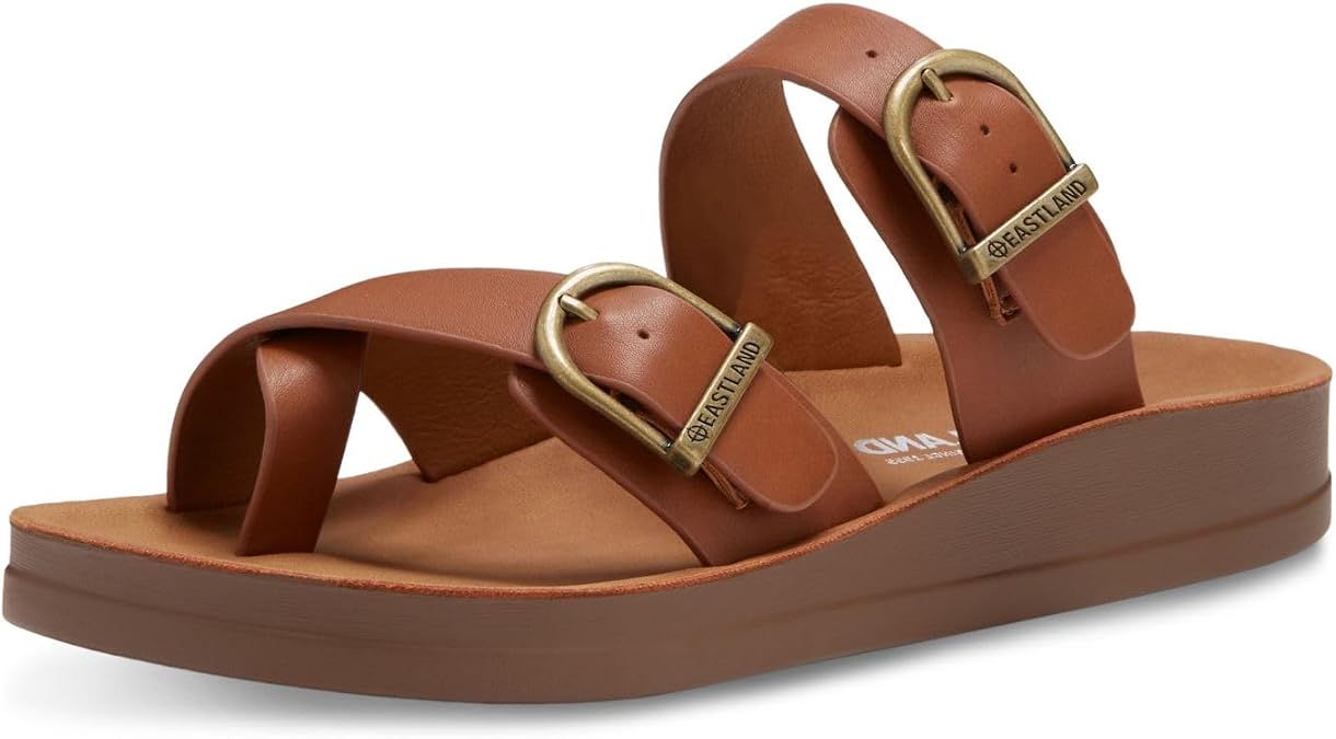Eastland Women's Savannah Wedge Pump