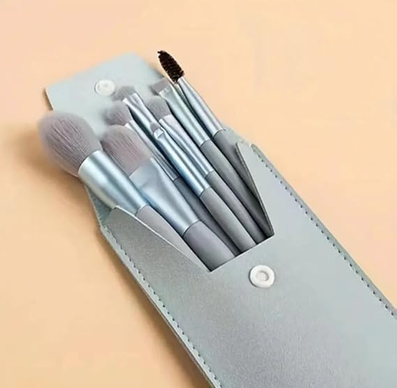 8-Piece Makeup Brush Set with Water Green Travel Bag, Professional Cosmetic Brushes