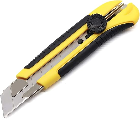 Heavy Duty Utility Knife 25mm, SK5 Snap-Off Blade, Rubber Grip | Ergonomic box cutter, retractable safety lock, lightweight anti-slip handle, slices cardboard, leather & DIY crafts.