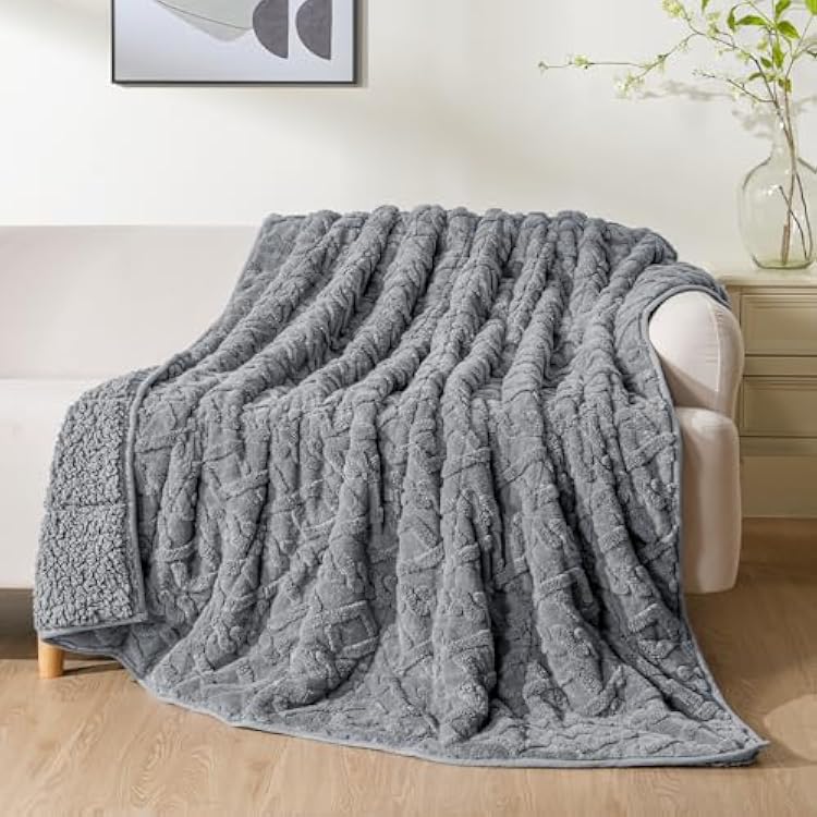 Uttermara Weighted Blanket for Adults Twin Size 15lbs 48x72 inches, Dual Sided Soft Jacquard Sherpa Weighted Blankets, Thick Heavy Blanket for Sleeping and Calming, Grey