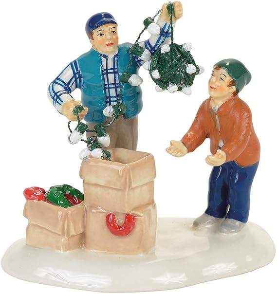 Department 56 Snow Christmas Vacation Clark and Rusty Figurine Village Accessory, Multicolored