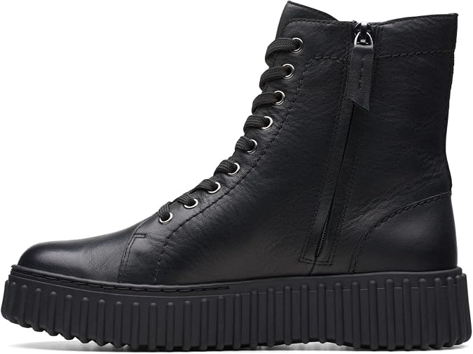 Clarks womens Torhill Rise