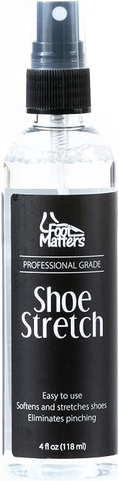 FOOTMATTERS Shoe Stretch Spray Professional Shoe Stretcher - Softener for Leather, Suede, Nubuck, Canvas 4 oz