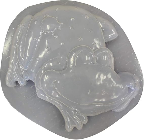 Frog with Ladybug Plastic Craft Mold to use for Making into Concrete Stepping Stones 1006