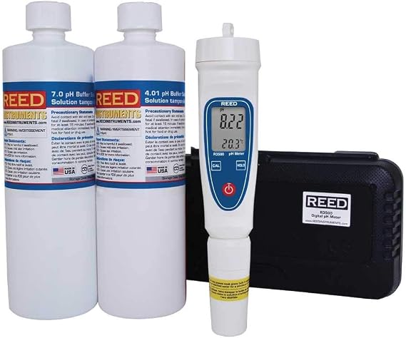 REED Instruments R3500-KIT pH Meter and 4pH/7pH Buffer Solution Kit