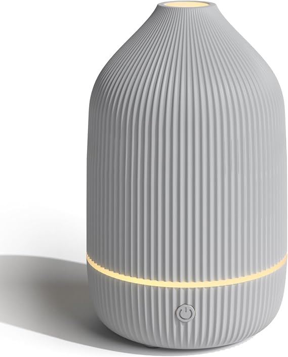 Essential Oil Diffuser, 100ml Aromatherapy Diffuser, Mini Ultrasonic Diffuser for Essential Oil, Home, Office, Cool Mist Humidifier with 7 Led Light, Auto Shut-Off, Grey
