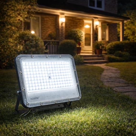 Ecolite 100W LED Projektör 8000 Lümen IP66 Su Geçirmez Dış Mekan Floodlight Bahçe Duvar Otopark Aydınlatma 220 Volt (Beyaz Işık 6500K) [Enerji Sınıfı A]