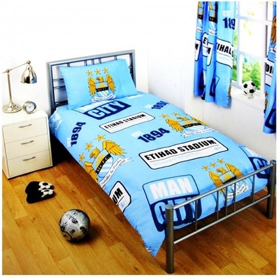 Manchester City FC Official Classic Crest Patch Twin Comforter and Pillow Set (Twin Bed) (Sky Blue)