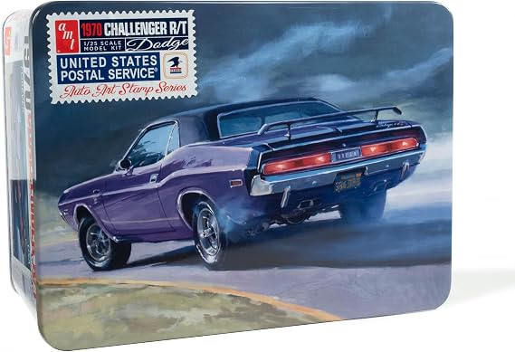 AMT 1970 Dodge Challenger USPS 1:25 Scale Model Kit