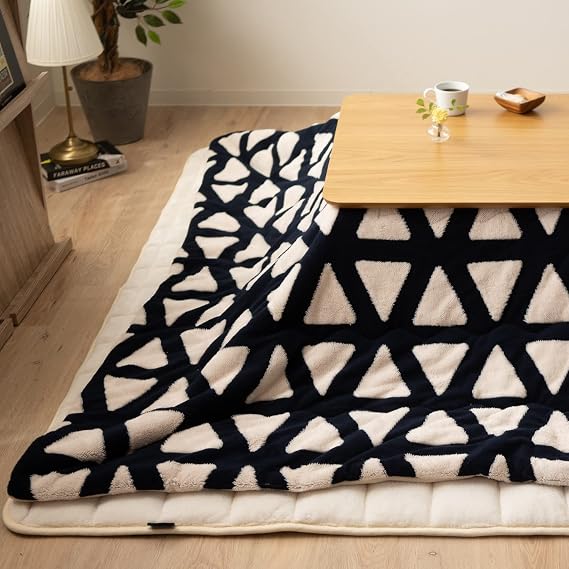 EMOOR Jacquard Boa Fleece Kotatsu Futon Comforter, Soft & Fluff Touch Blanket Throw, Washable, Rectangle 75x91in, Triangle-Navy