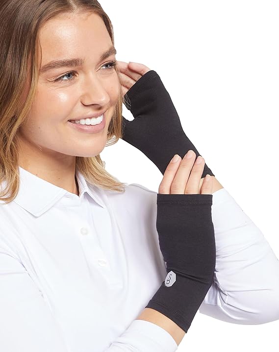 Solbari Unisex Hand Covers UPF 50+ | Soft, breathable hand covers made from natural fibers, ideal for walking, golf and everyday wear