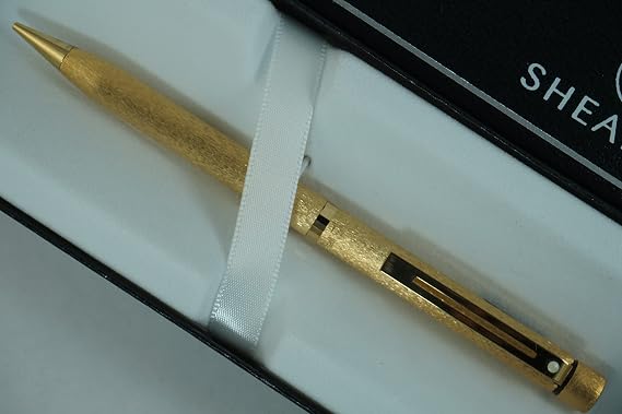 Sheaffer Gold plated deep brushed lame finish with multi-facetted center band, Crown imprint on cap,and highlighted with 23 carat gold appointments 0.9 MM pencil