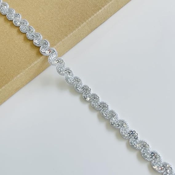 Silver Wavy Sequin Trim, 1/2" Width, 3 Yards/Pack, Includes Spool