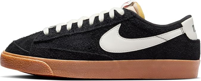 Nike Women's Blazer Low 77' Shoe