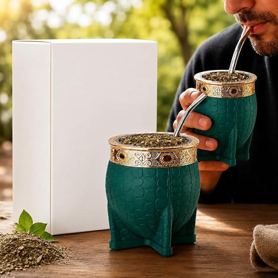 Mate Imperial Argentino Kit Mate, Taza de te Acero Inoxidable, With Straw Tea Gourd Mug One Bombilla (Straw), Wrapped Handmade Leather Ideal for Gift and Travel (Green)