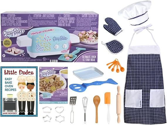 Easy Bake Oven Boyバンドルには、オーブン、シェフの衣装が付いたベーキングツール、プレッツェルミックス、クックブックが含まれます。