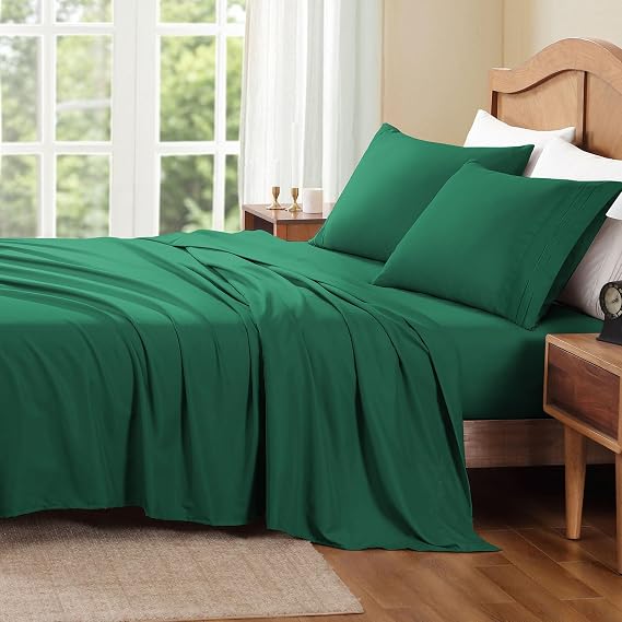 ClevaHome Sheet Set Queen Size, 4-Piece Bedding, Lightweight & Super Soft Easy Care Microfiber Shrinkage & Fade Resistant Bedding Set with 14'' Deep Pockets (Pearl White)