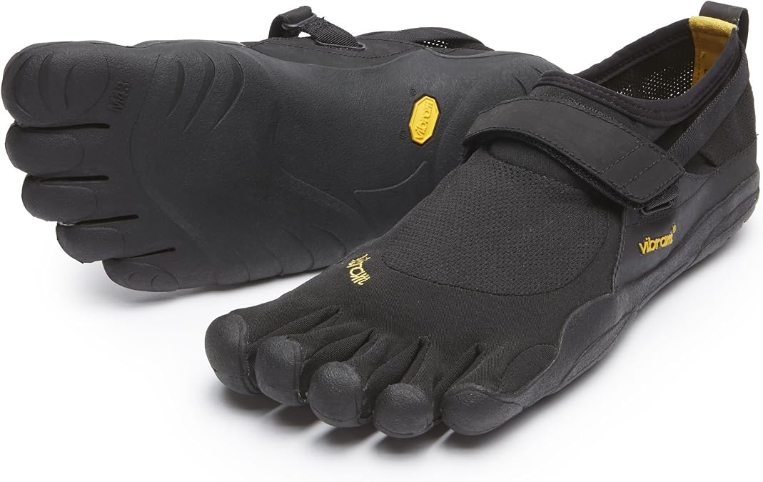 Vibram FiveFingers Men's KSO Barefoot Shoes Black/Black 41 & Toesock Bundle