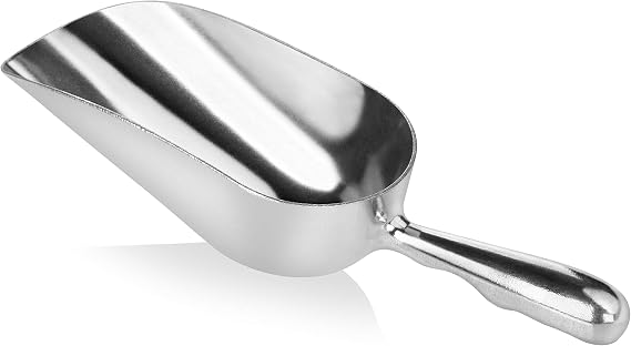 New Star Foodservice 34509 Cast Aluminum Ice Scoop, 5-Ounce, Silver