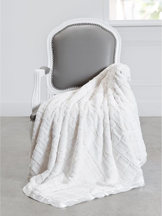 Little Giraffe Luxe Waterfall Throw 45" x 59", Cream