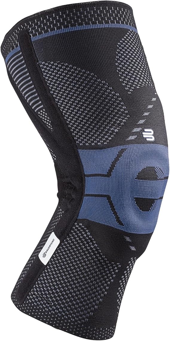 Bauerfeind - GenuTrain P3 - Patella Knee Support - For Misalignment of the Kneecap - Left Knee - Size 1 - Color Black
