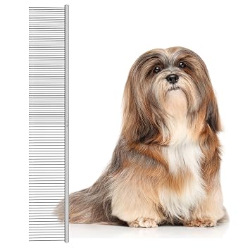 Eye Envy ProGlide Finishing Comb for Dogs. Dual-sided featherweight 8.75 dog comb with extra-long, closely spaced 32 mm rounded teeth. For a flawless, show-quality finish on delicate, fine coats.