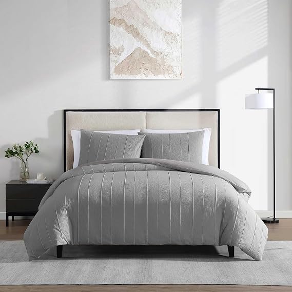 Vera Wang - Duvet Cover Queen Size, Crisp Cotton Percale Reverse, Lightweight Bedding for Year Round, Button Closure & Inner Corner Ties, 3 Piece Bed Set with Matching Pillowcases (Woven Tucks Grey)