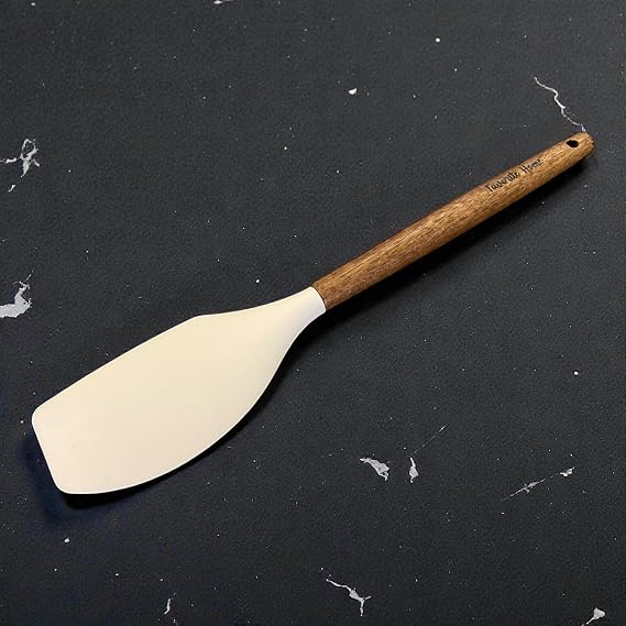 Akasya Saplı Premium Silikon Spatula – Isıya Dayanıklı, Yapışmaz ve Çizmez Yüzeyli, Doğal Ahşap Saplı Mutfak Gereci (ÜÇ RENK SEÇENEĞİ) (BEYAZ)