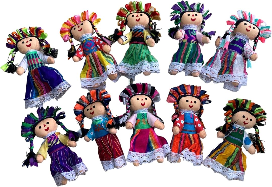 MUNECA LELE Mexican Handmade Doll Set - 10 Piece, Maria Doll Included