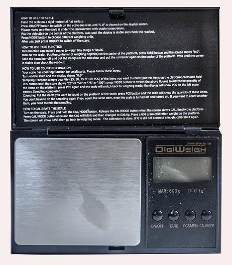 Compact Digital Pocket Weight Scale for Diet Food Balancing / Medicine Scaling, Christmas Figurine 1998